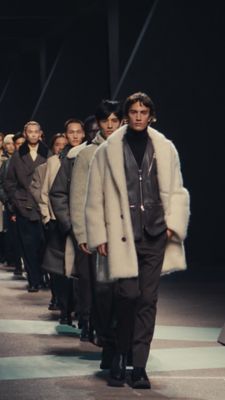 HERMES エルメス　白　37⭐️ エルメスの公式オンラインストア | Hermès - エルメス-公式サイト